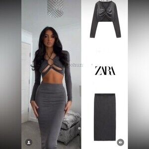 ZARA SEAMLESS SKIRT